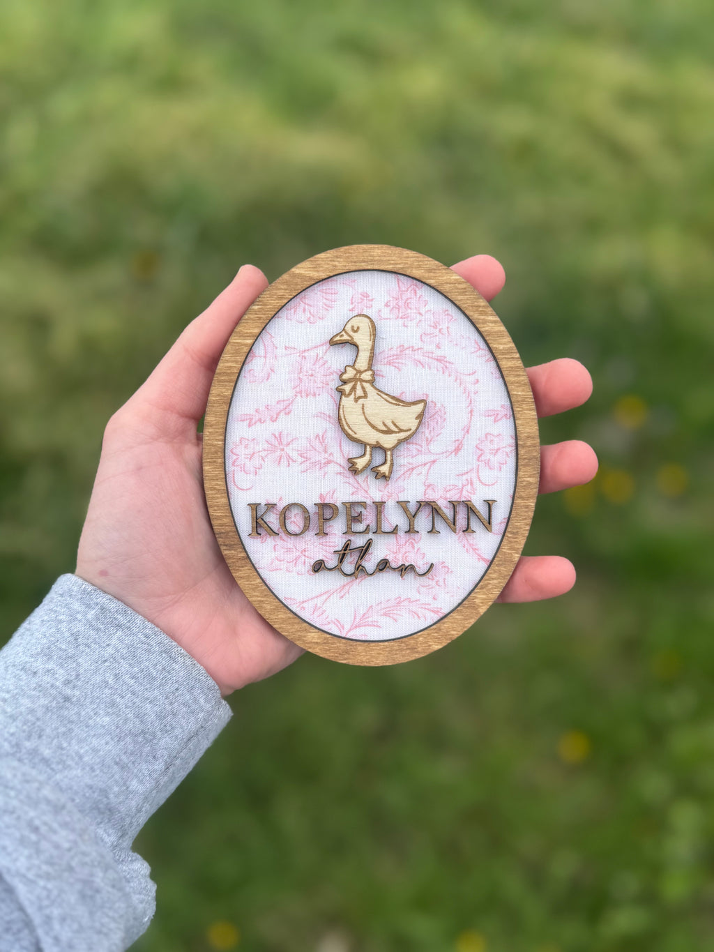 Custom Fabric Scalloped Name Plaque