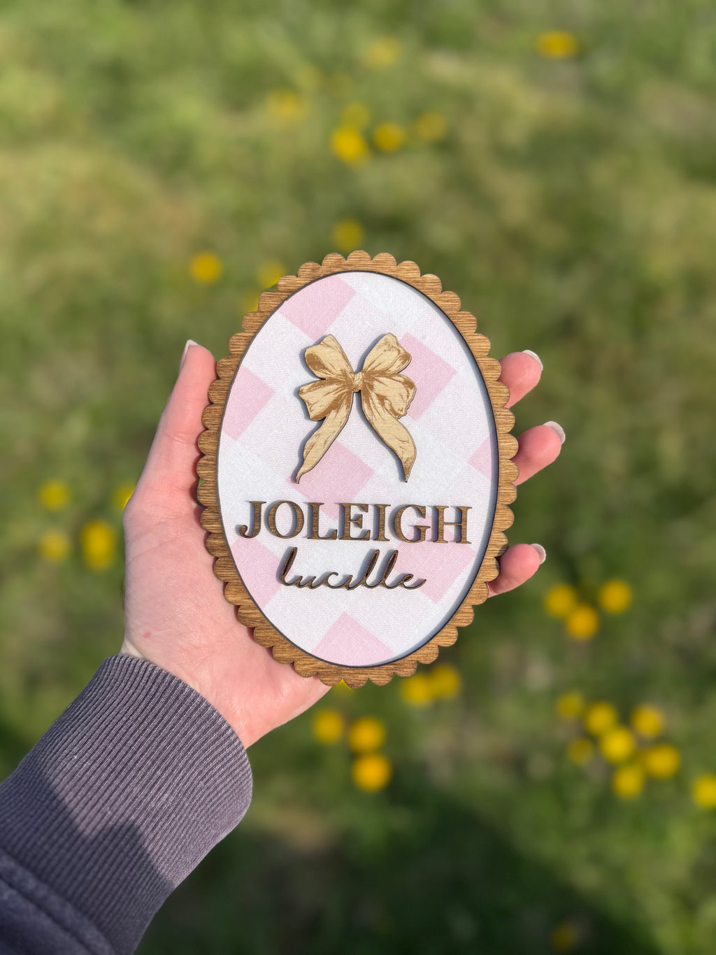 Custom Fabric Scalloped Name Plaque