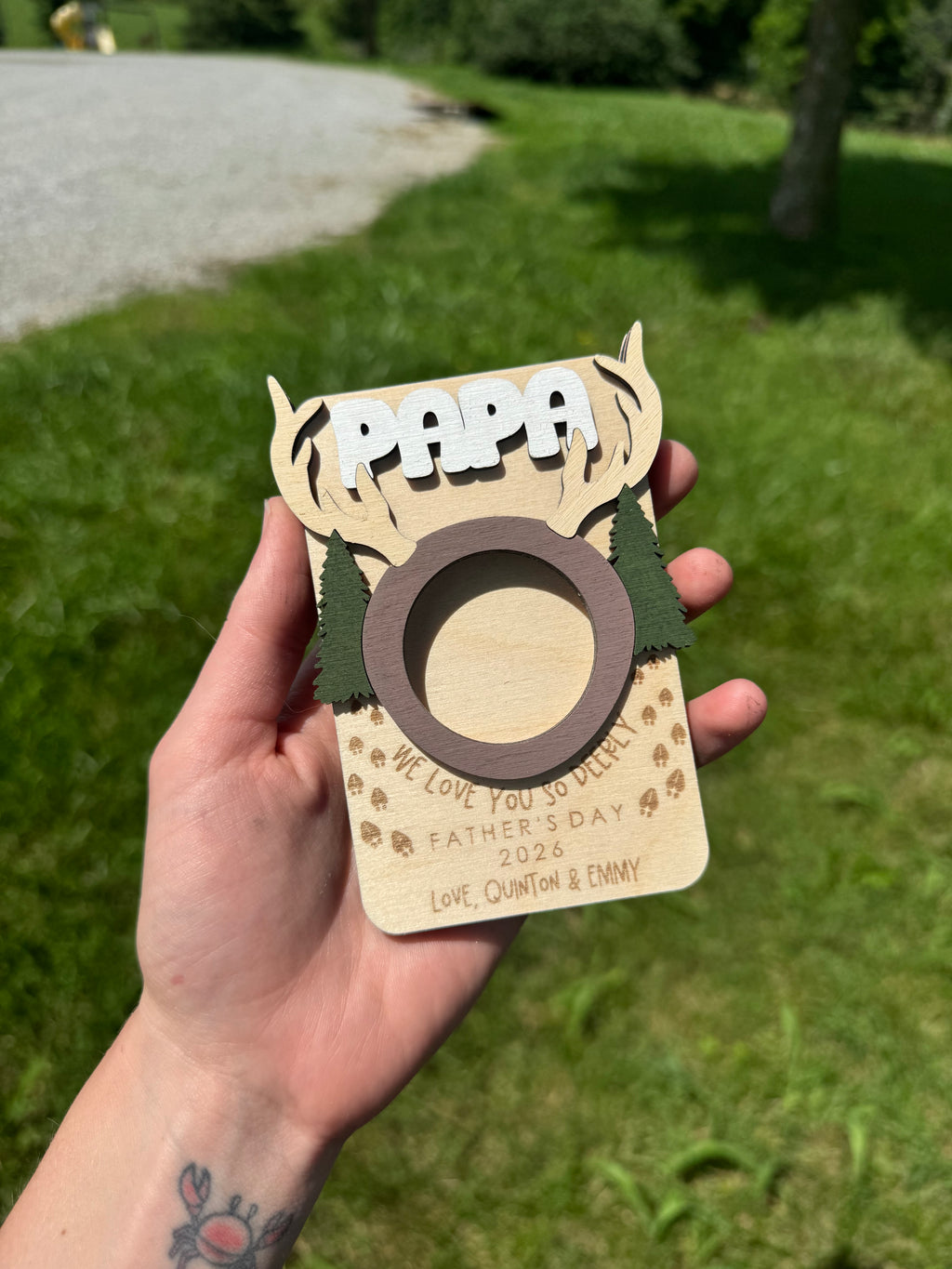 Custom Deer Picture Frame Magnet or Visor Clip