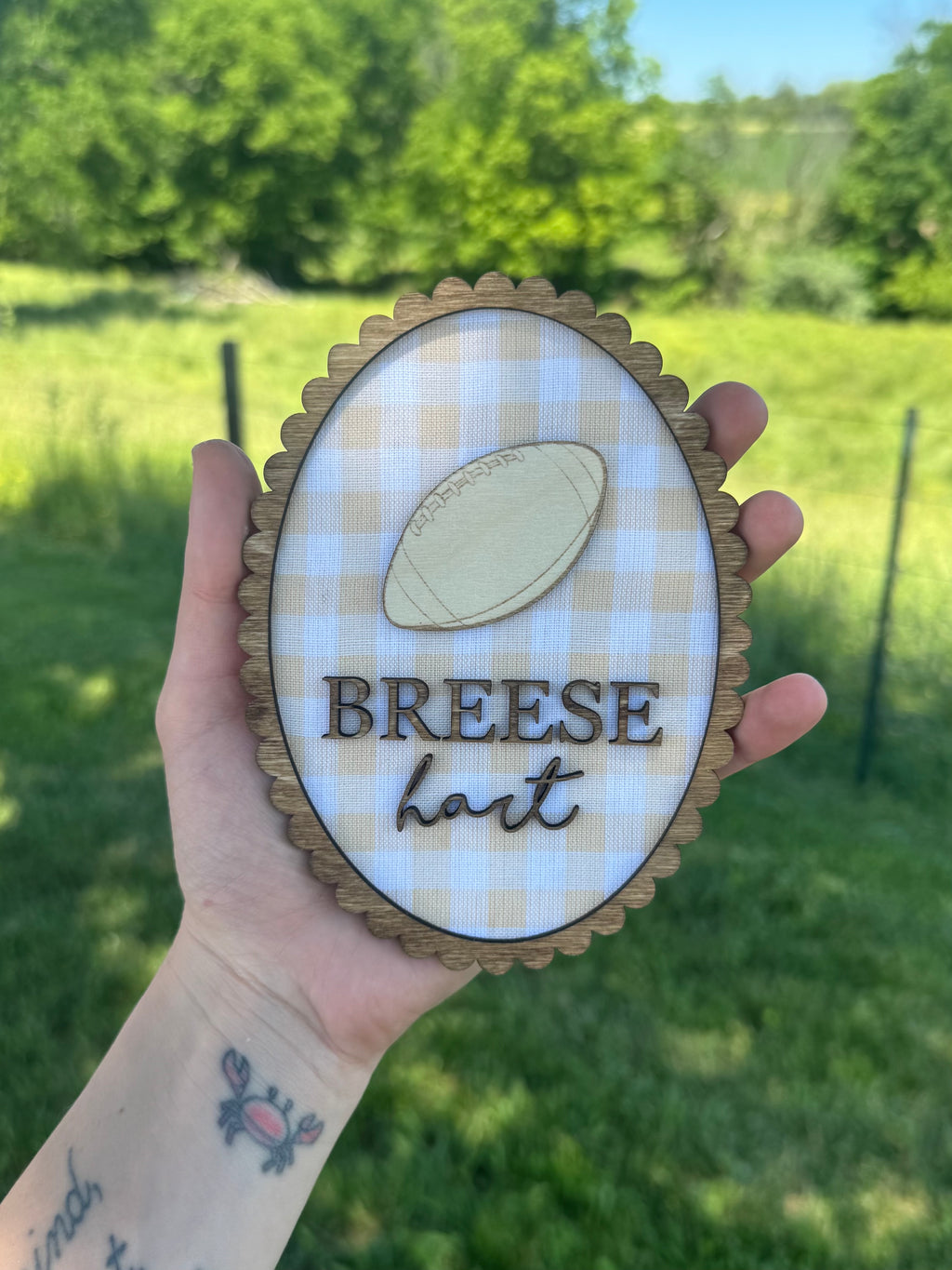 Custom Fabric Scalloped Name Plaque