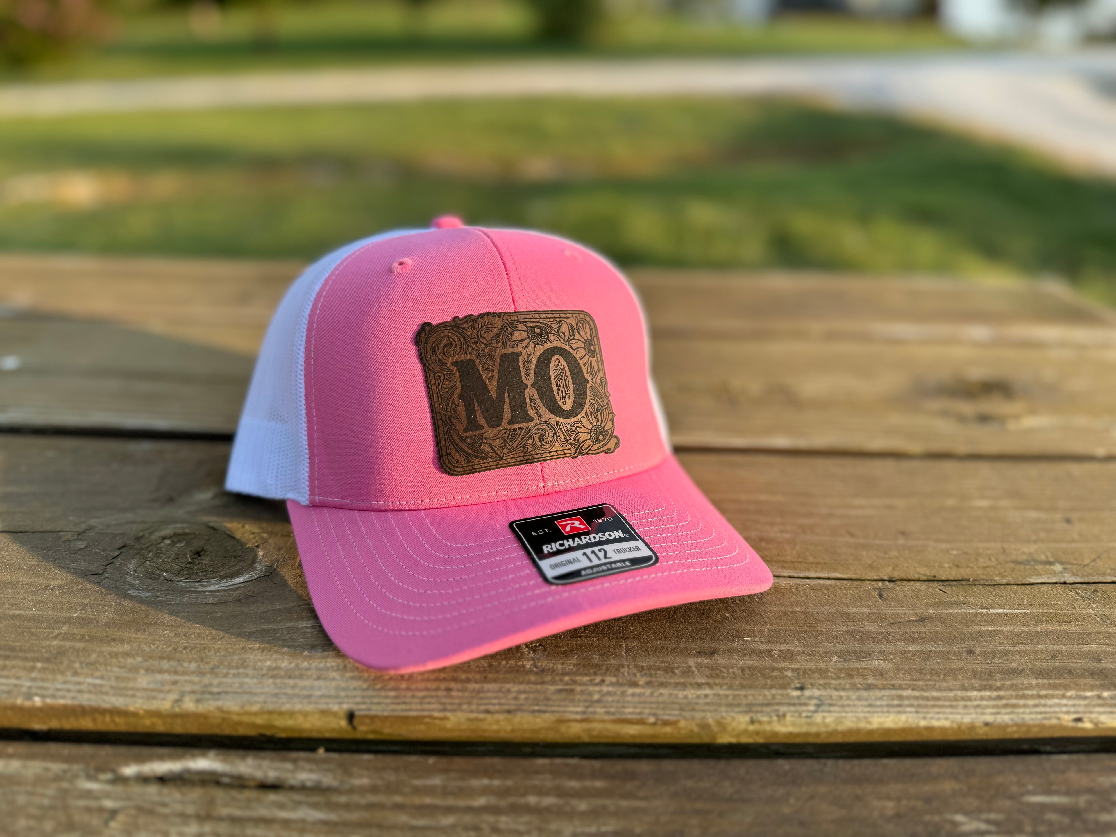 Faux Tooled MO Richardson 112 Pink/White