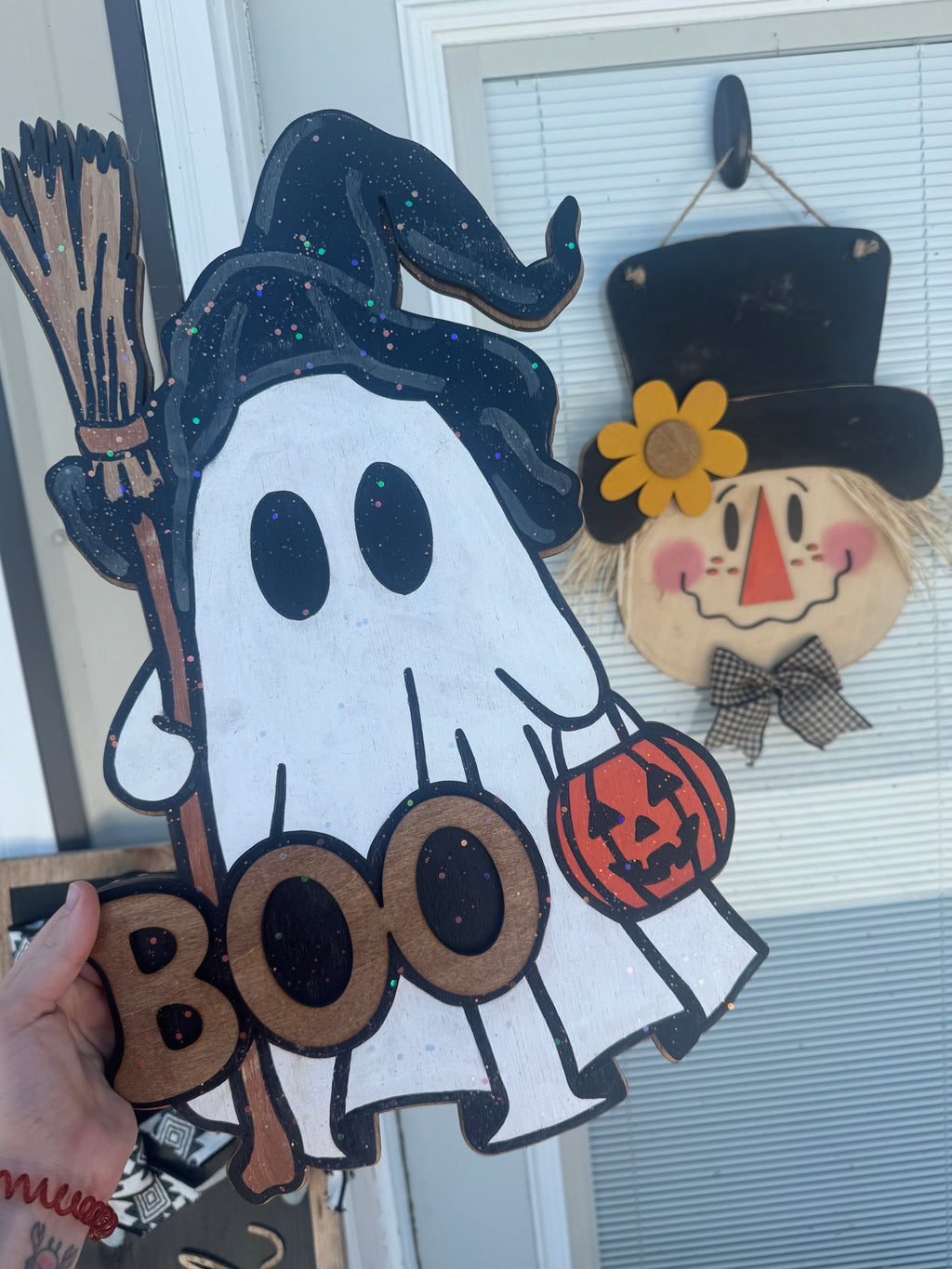 Trick or Treating Ghost Hanger