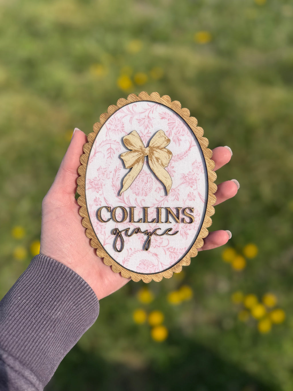 Custom Fabric Scalloped Name Plaque
