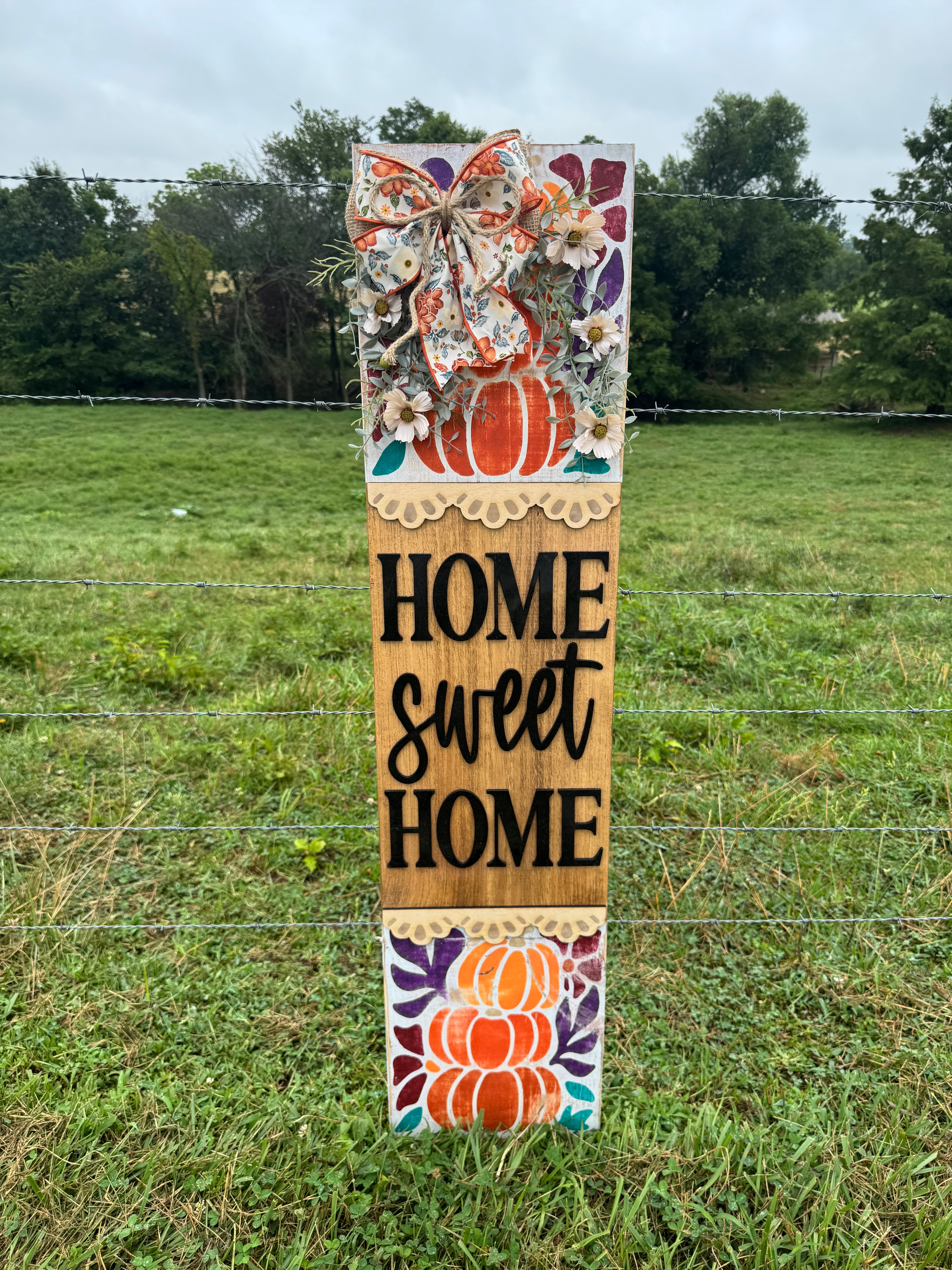 Stacked Pumpkin Porch Signs