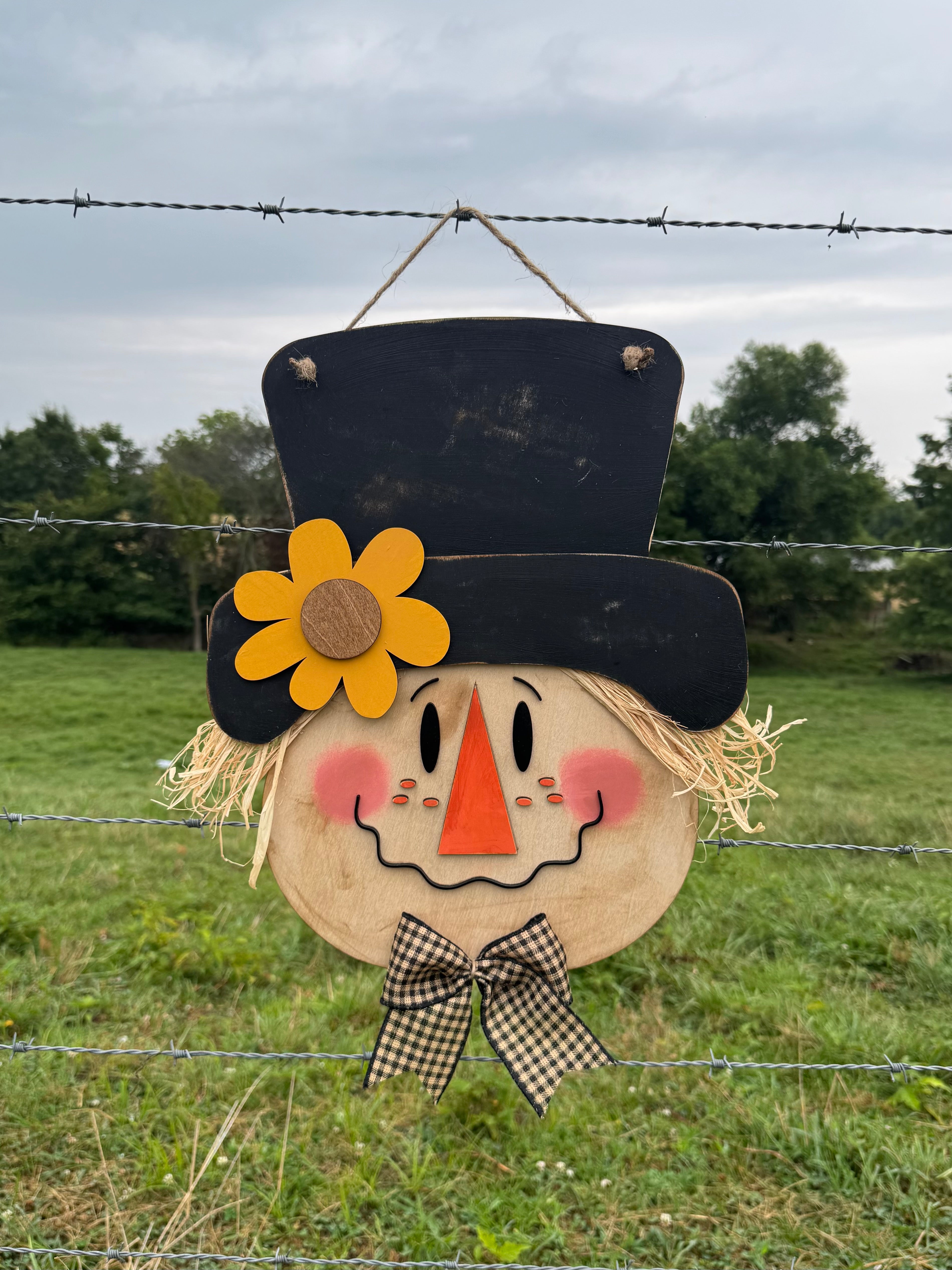 Scarecrow Hanger