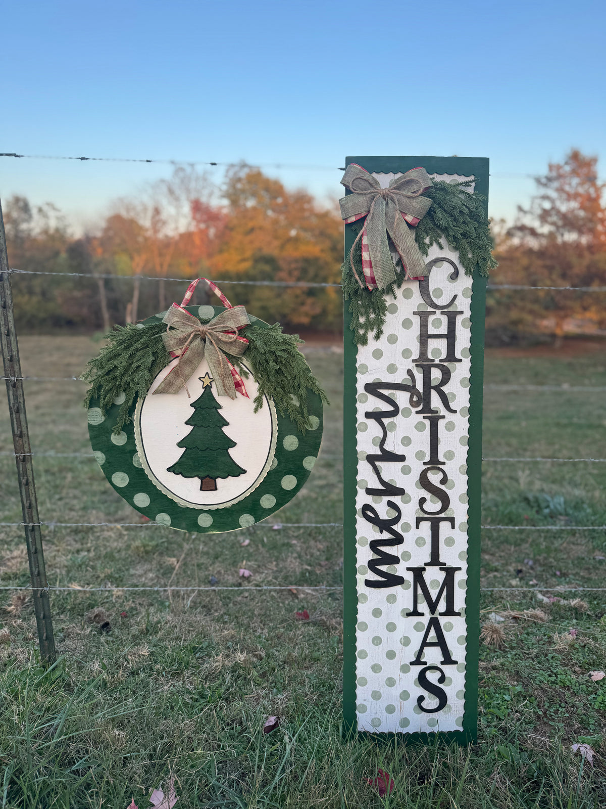 A Polka Dot Christmas Signs