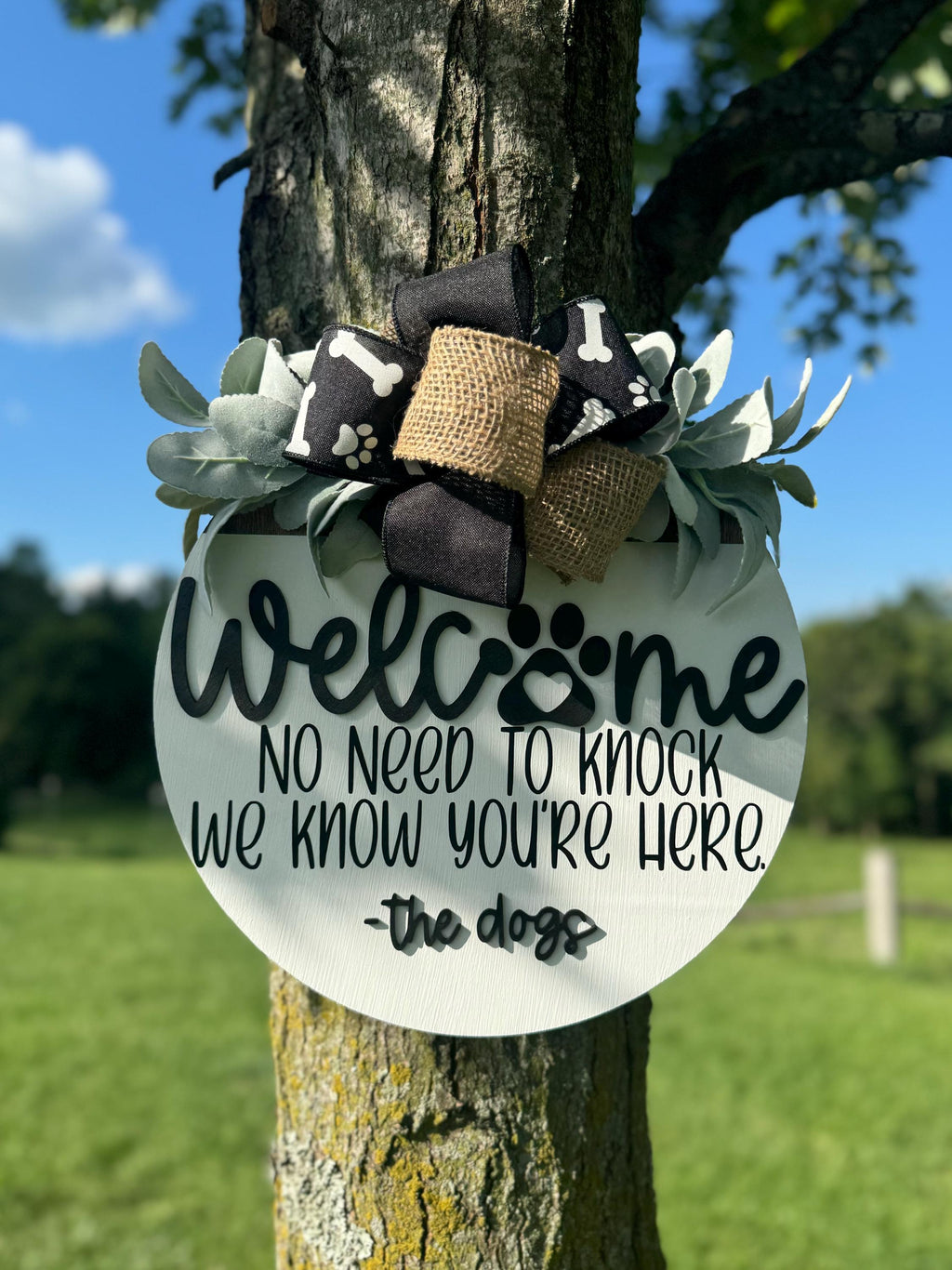 No Need to Knock, We Know You’re Here door hanger | Dogs | Pet Friendly | Funny Sign | Sarcastic Wreath| Paw Prints | Farmhouse | Welcome