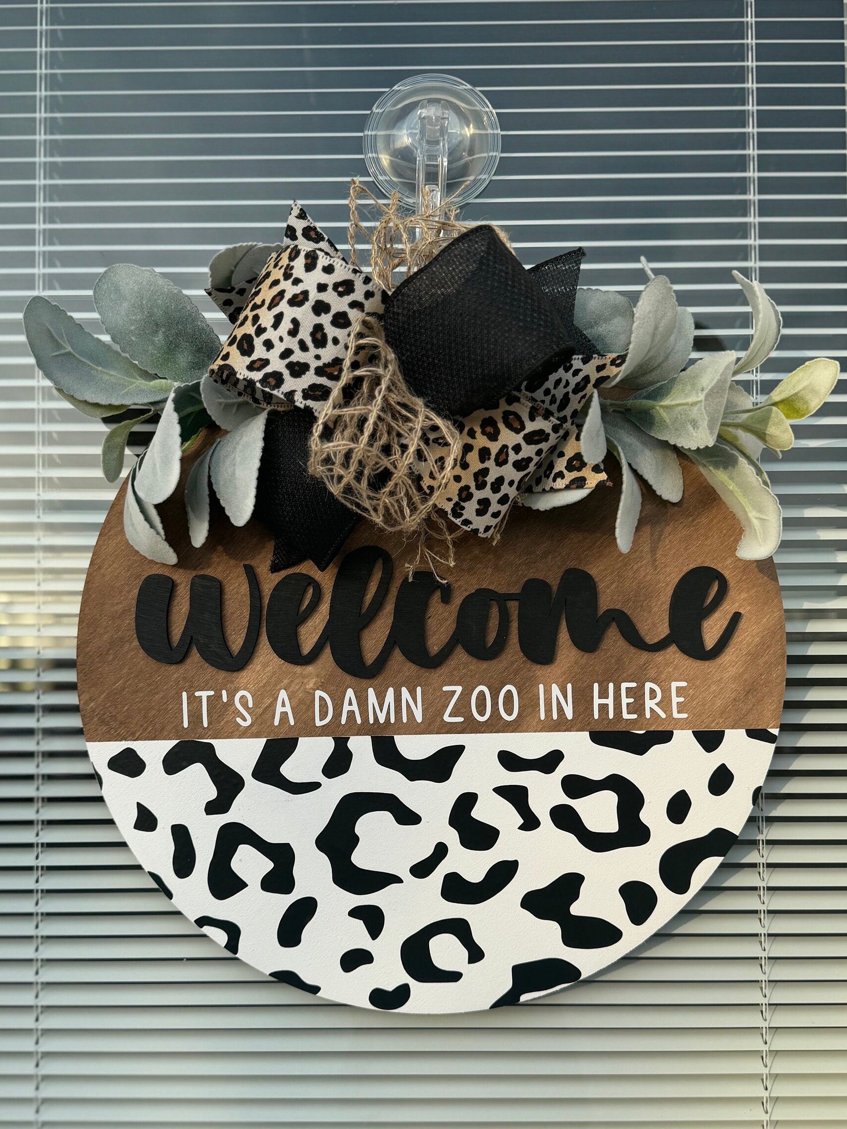 It’s a Damn Zoo in Here | Dogs | Pet Friendly | Funny Sign | Sarcastic Wreath| Paw Prints | Welcome | Zoo | Family | Kids | Curse Words