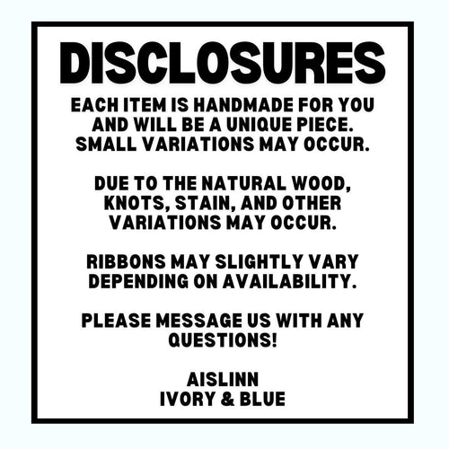 Beware of the Wiggle Butts door hanger | Dogs | Pet Friendly | Funny Sign | Sarcastic Wreath| Paw Prints | Farmhouse | Greenery | Bow | Wood